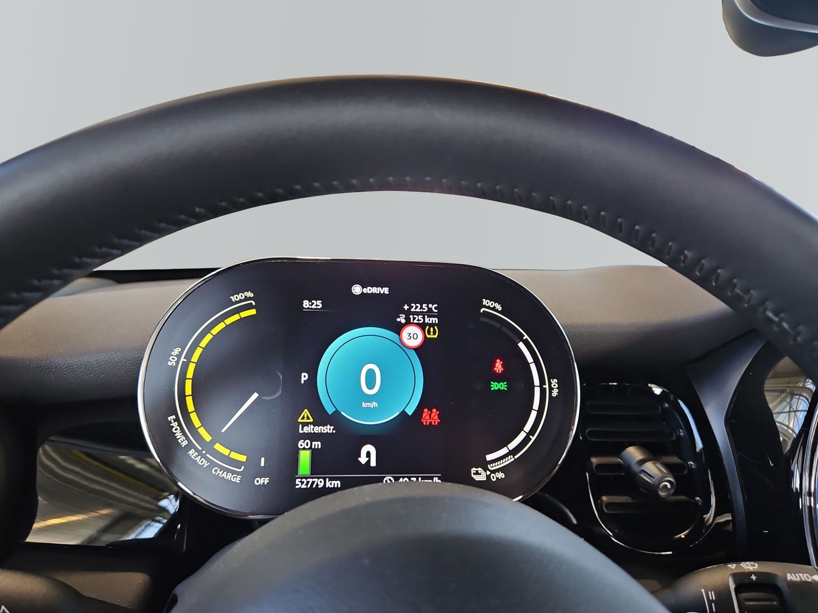 MINI Cooper SE Hatch - Samsaru's Car Outlet