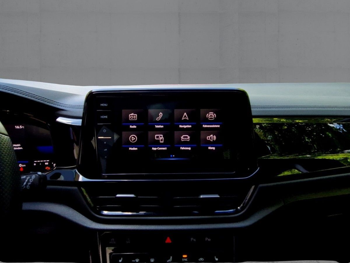 Volkswagen T-Roc 2.0 TDI DSG R-LINE - Samsaru's Car Outlet