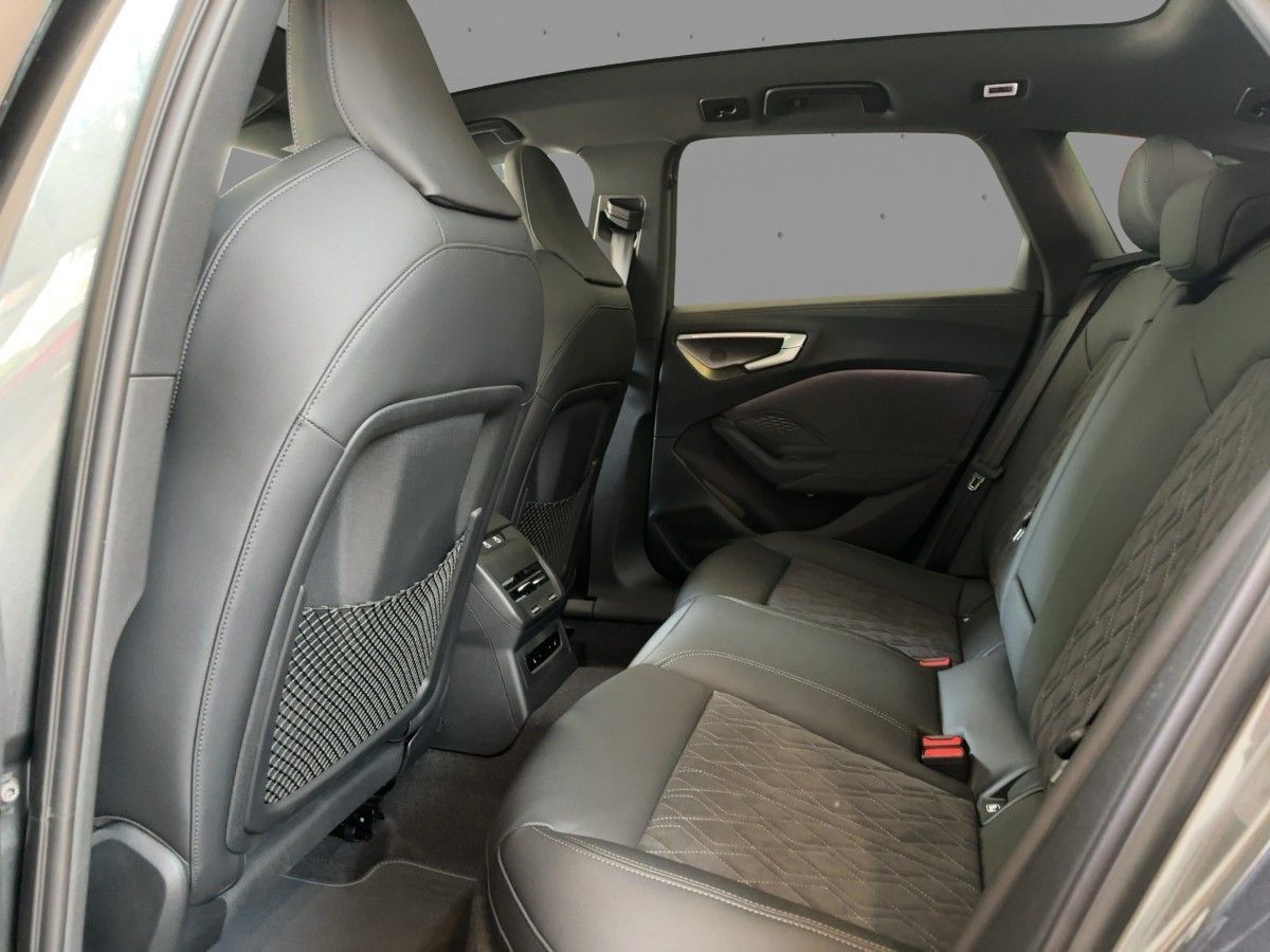 Audi A5 Avant e-Hybrid qu S-Line AHK-VORB. HuD PANO