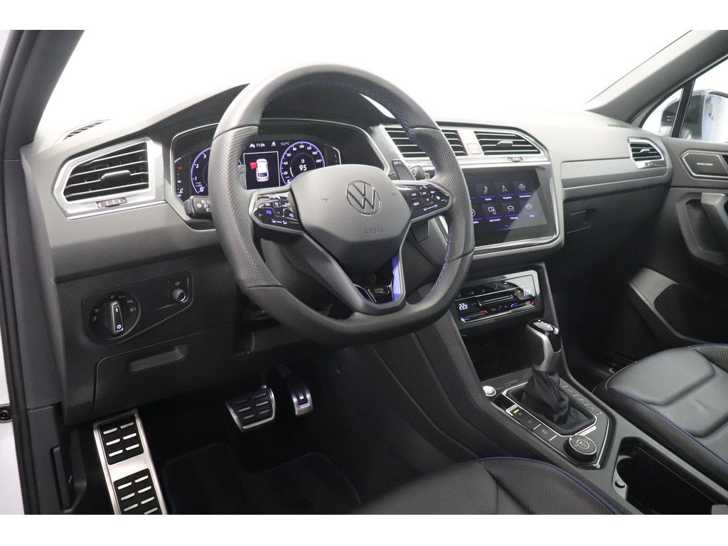 Volkswagen Tiguan R 2.0 TSI 4Motion #HARMAN #Matrix #Panora