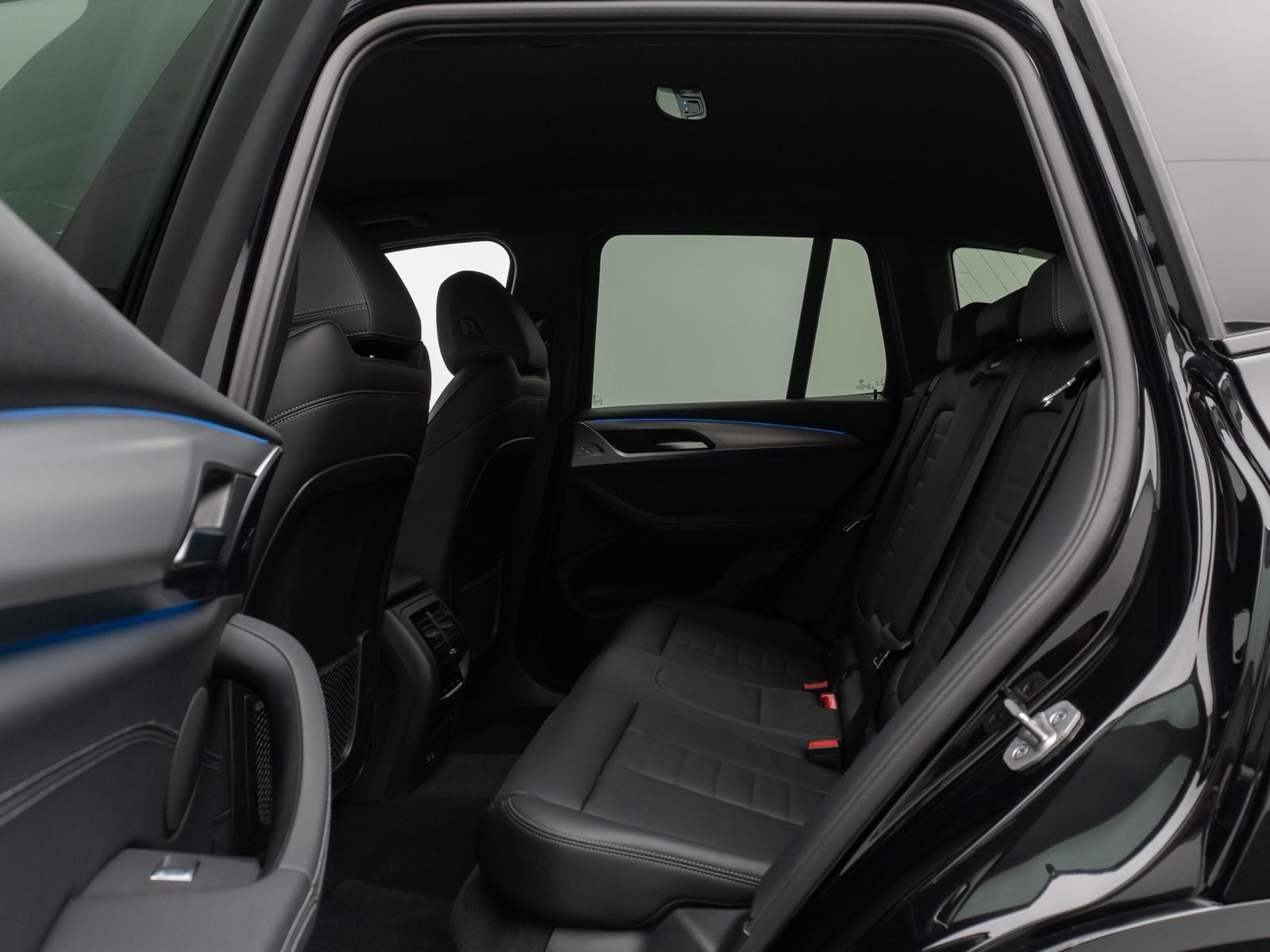 BMW X3 xD30e M Sport - Samsaru's Car Outlet