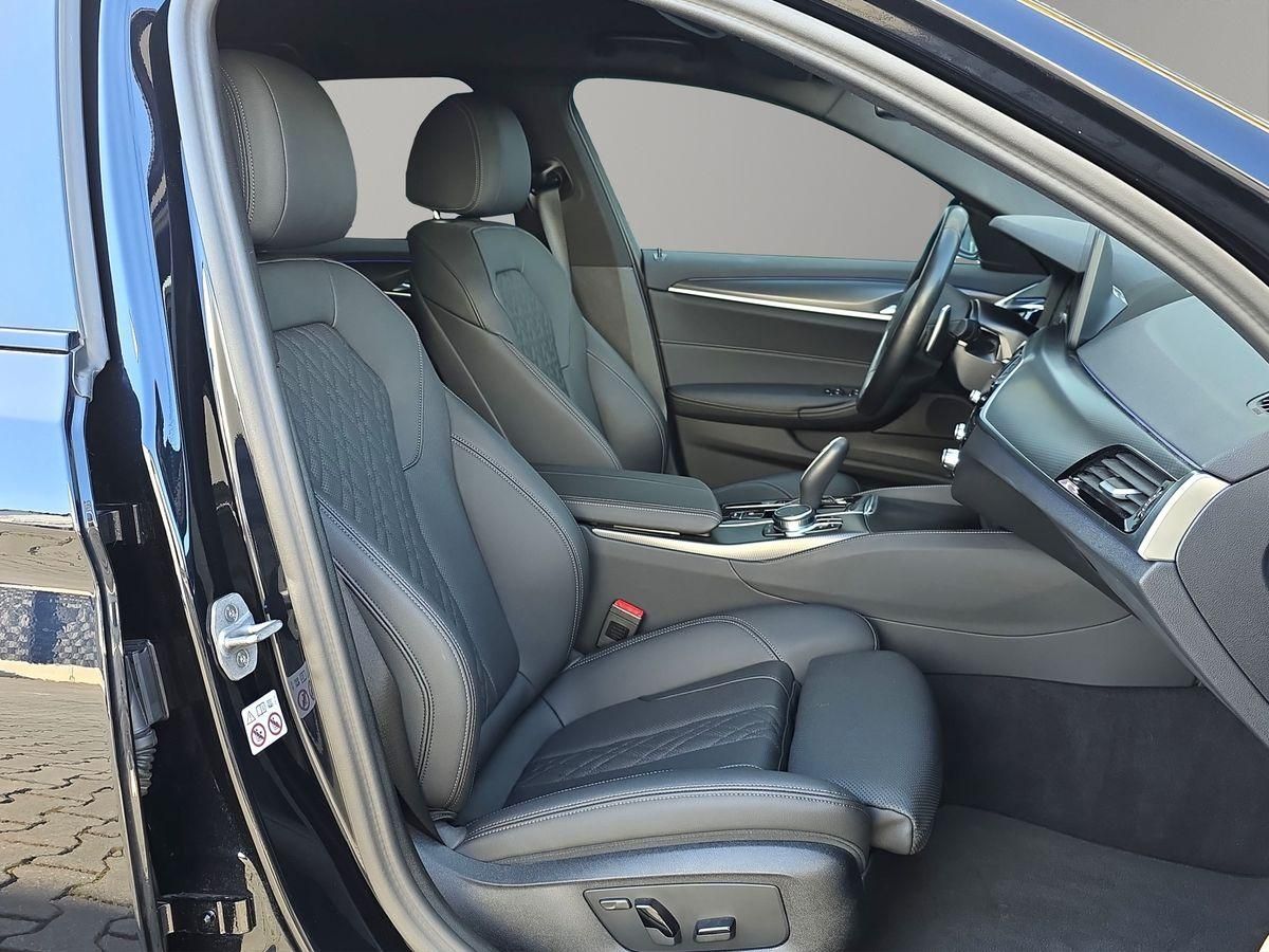 BMW 530 d M-Sport LASER H-UP LEDER AHK 4Z-KLIMA ACC