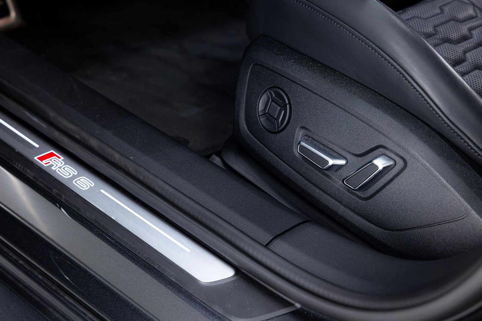 Audi RS6 RS 6 TFSI quattro performance