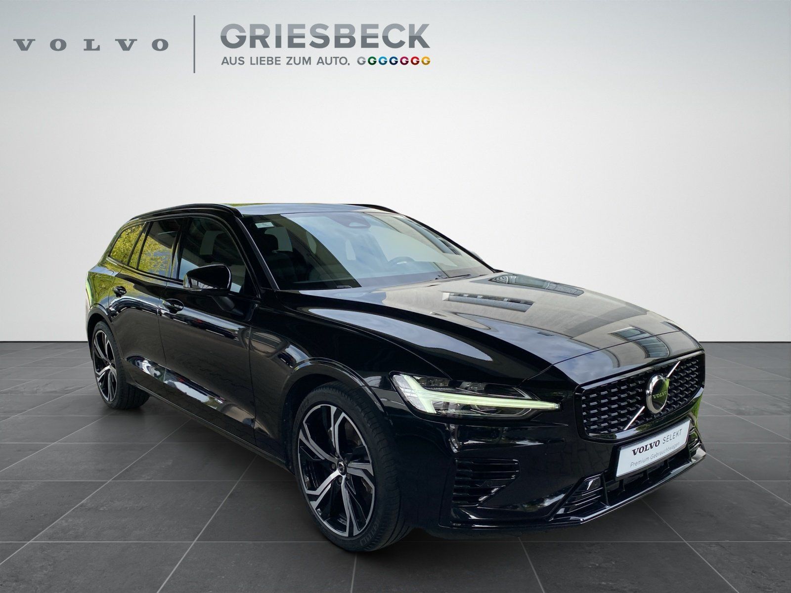 Volvo V60 T8 Plus Dark Memory*StHzg*LED*AHK*