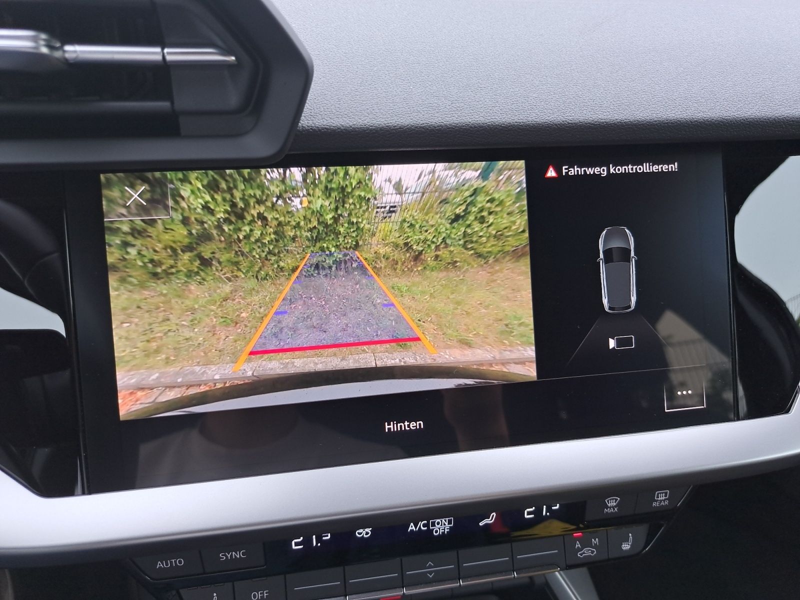 Audi A3 Sportback advanced 30 TFSI S tronic NAV KAM G