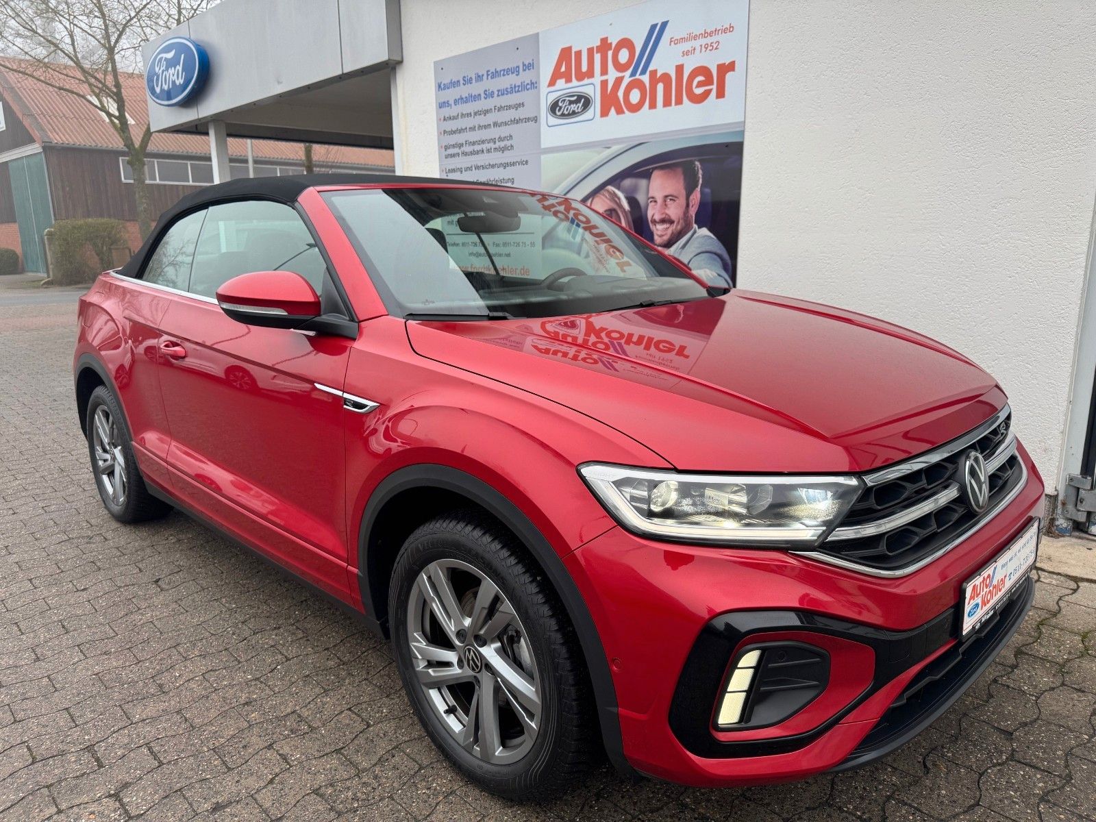 Volkswagen T-Roc R-Line - Samsaru's Car Outlet