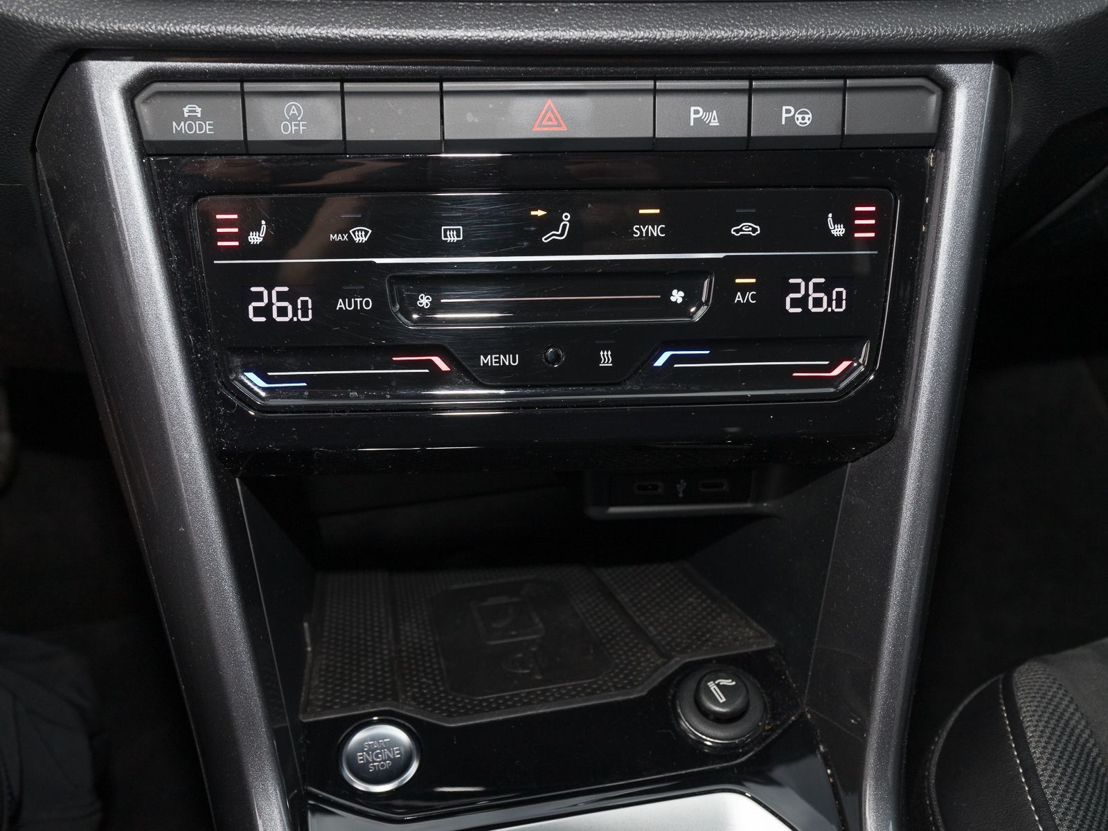 Volkswagen T-Roc 1.5 TSI DSG STYLE - Samsaru's Car Outlet