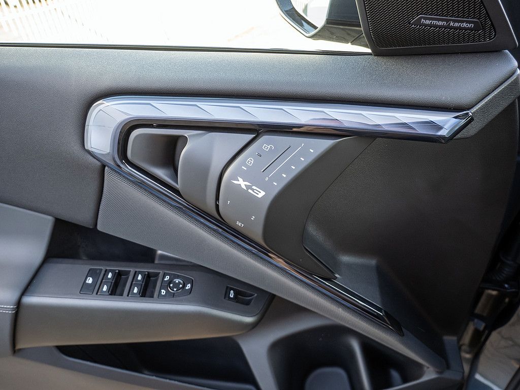 BMW X3 20i xDrive M-Sport AHK+STANDHZG+HK+MEM