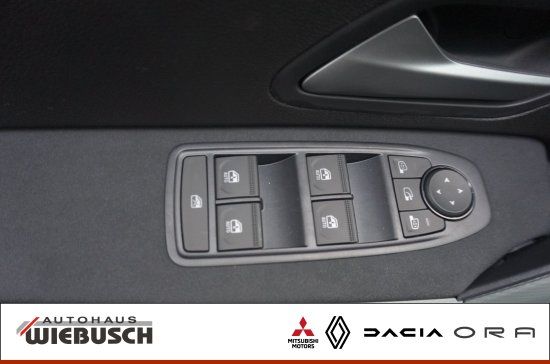 Dacia Duster TCe 130 4x4 Extreme - Samsaru's Car Outlet