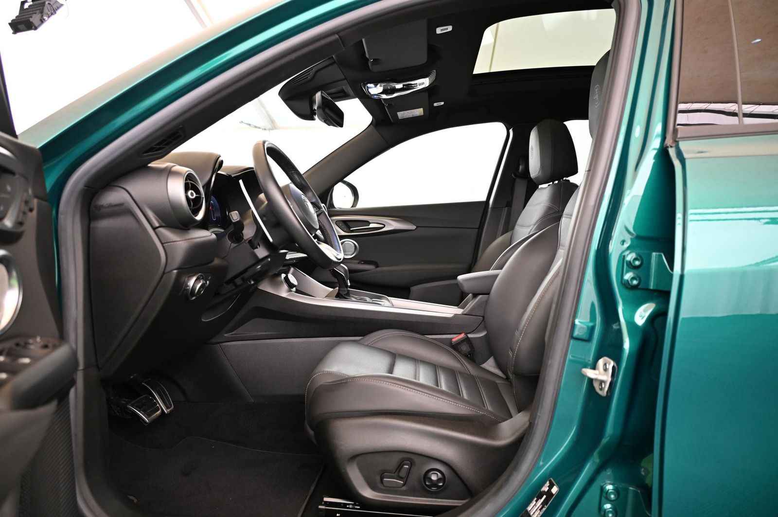 Alfa Romeo Tonale 1.3 PHEV 280 Q4 Ti LED/PANO/PREMIUM/19
