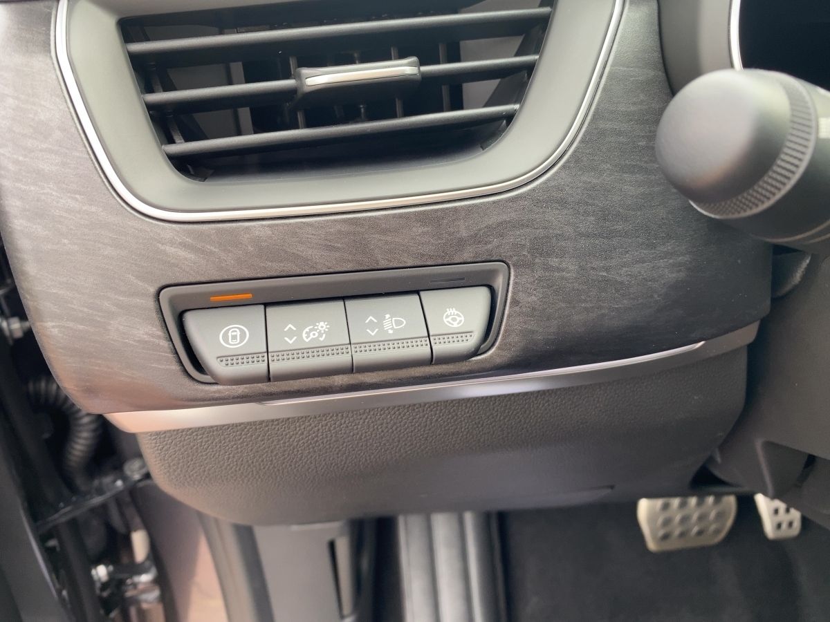 Renault Arkana 1.6 E-TECH 145 Esprit Alpine - Samsaru's Car Outlet