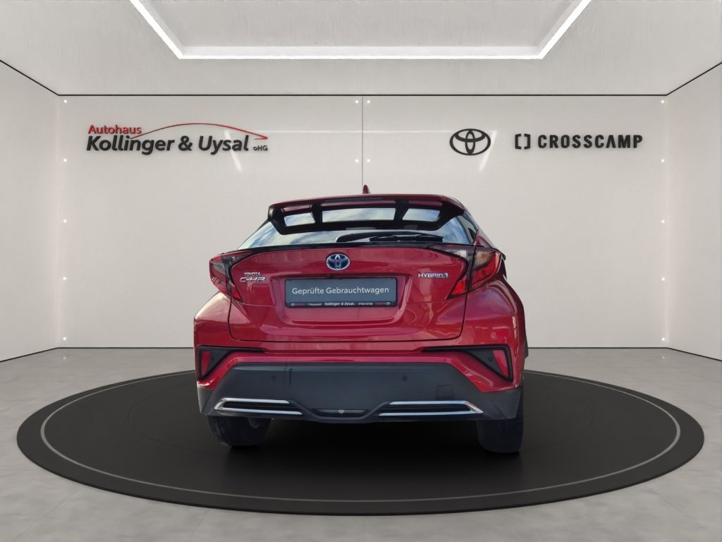 Toyota C-HR 2.0 Hybrid Team Deutschland