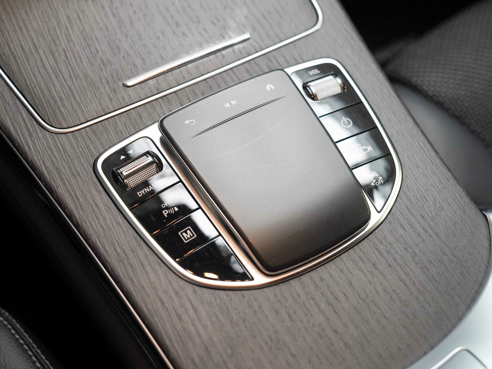 Mercedes-Benz GLC 300 de 4M Coupé AMG Line - Samsaru's Car Outlet