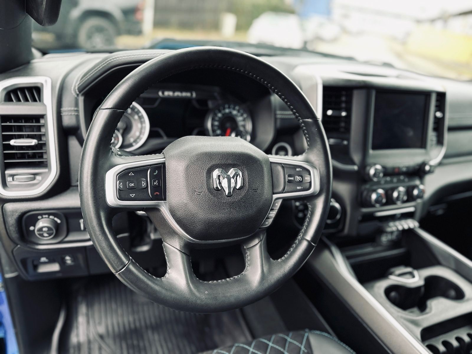 Dodge 5.7 V8*LPG*LIFT*BÜGEL*OFFROAD*AHK*NAVI*GARANTIE