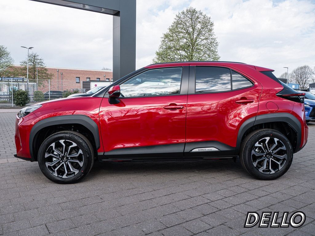 Toyota Yaris Cross Teamplayer AHK Safety Winter-Paket S