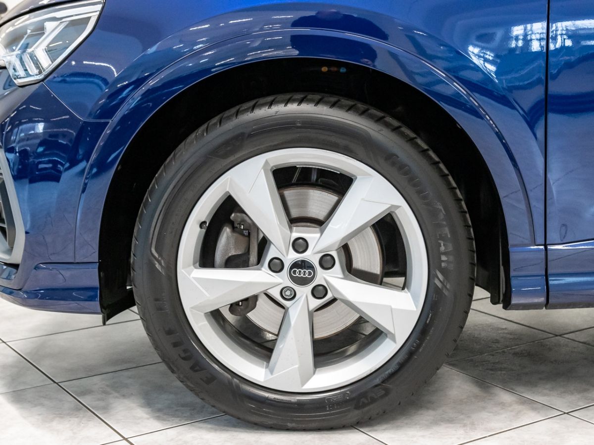 Audi Q3 S line 40 TFSI quattro - Samsaru's Car Outlet