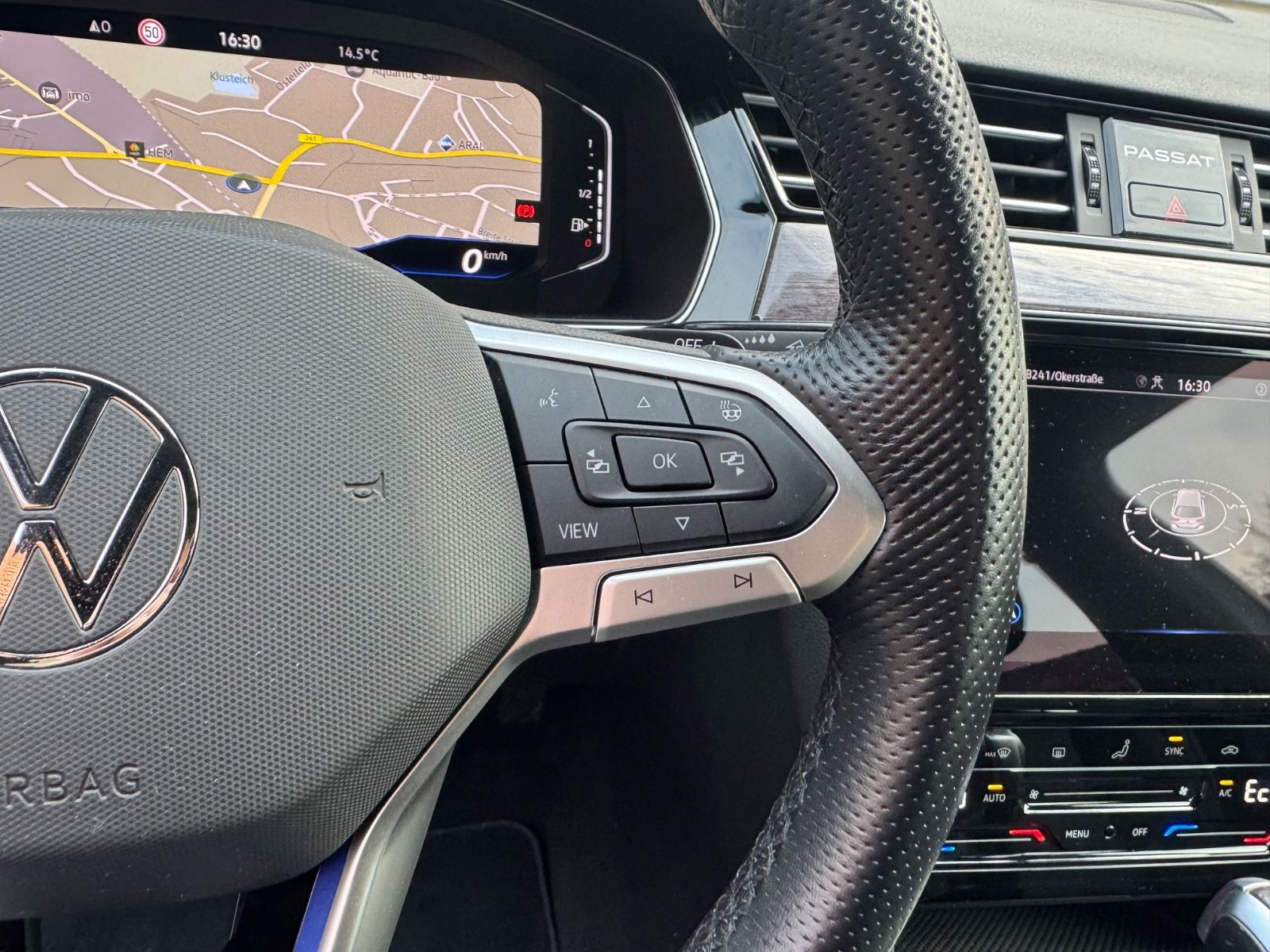 Volkswagen Passat Variant GTE DSG - Samsaru's Car Outlet