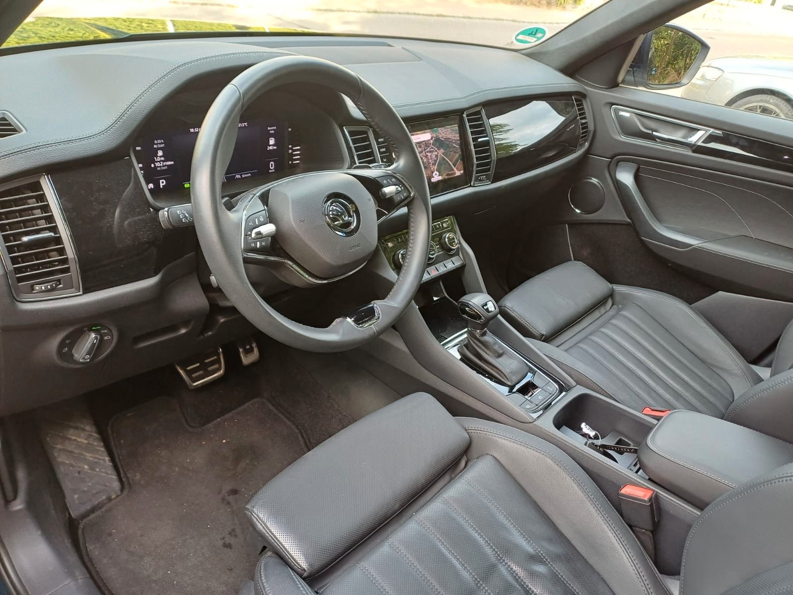 Skoda Kodiaq 2.0 TSI L&K DSG 4x4 - Samsaru's Car Outlet