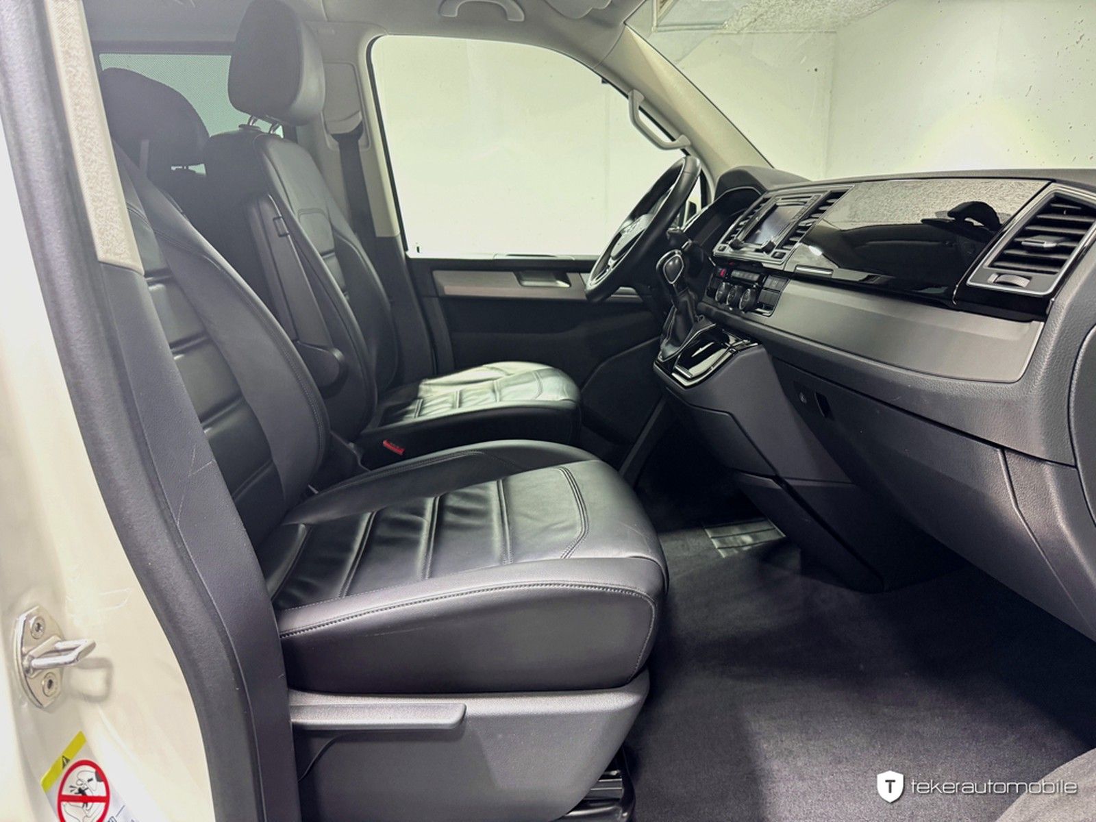 Volkswagen T6 Multivan 4Motion - Samsaru's Car Outlet