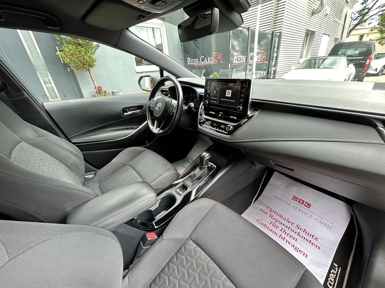 Toyota Corolla 1.8 Hybrid - Samsaru's Car Outlet