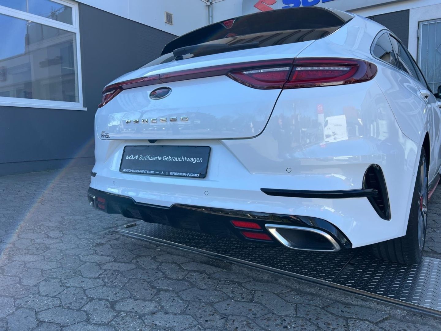 Kia ProCeed 1.6T GT - Samsaru's Car Outlet