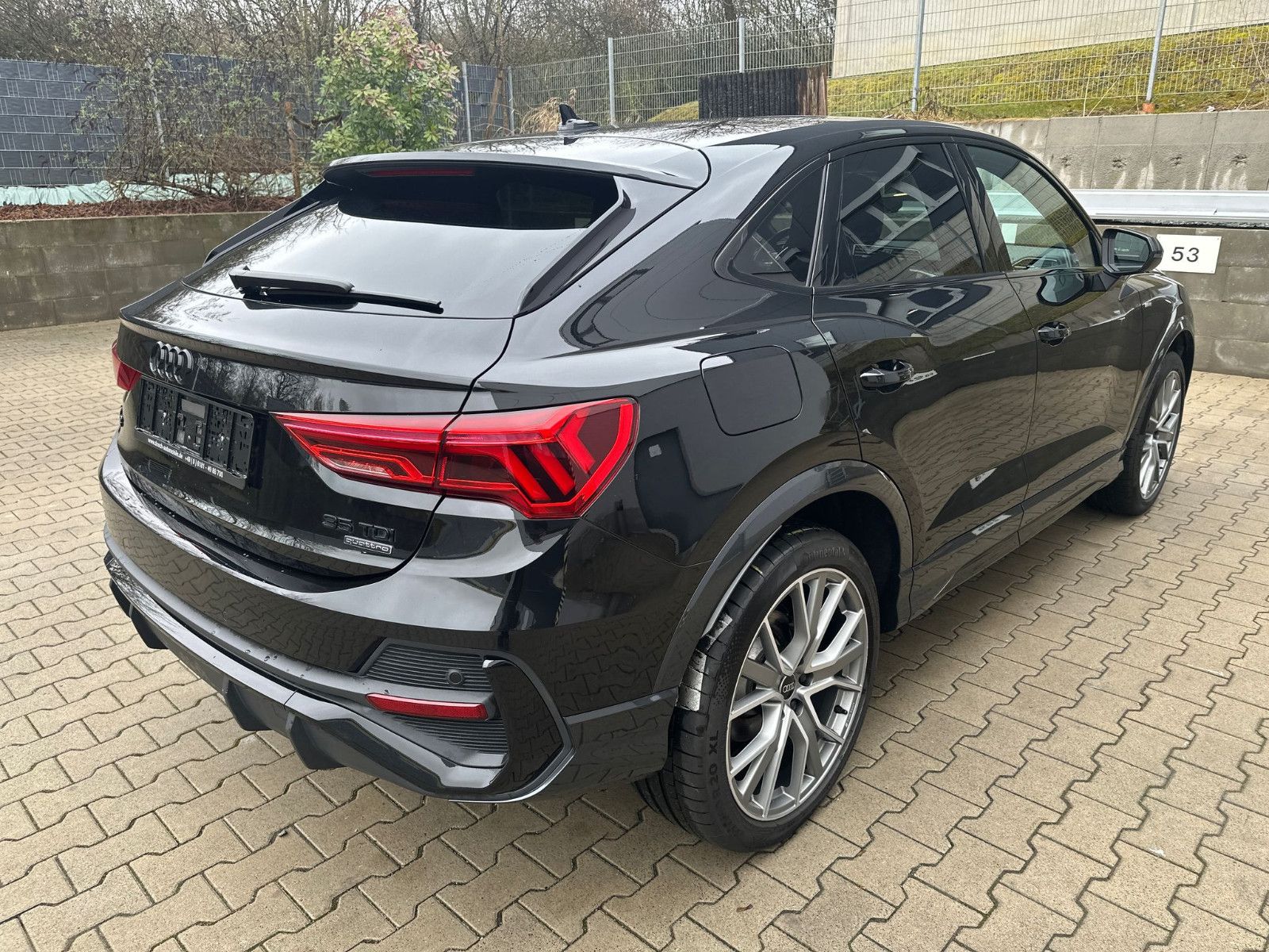 Audi Q3 35 TDI Sportback S line - Samsaru's Car Outlet
