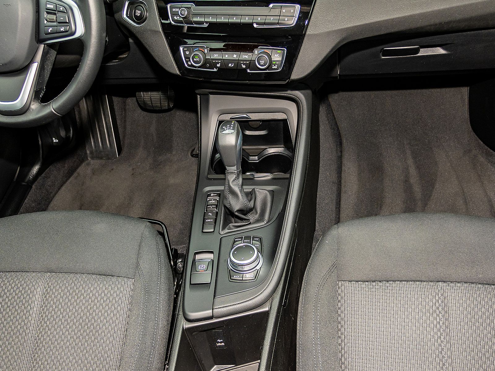 BMW X1 xDrive25eA - Samsaru's Car Outlet