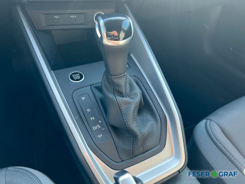 Audi A1 Sportback S-line 30 TFSI S-tronic - Samsaru's Car Outlet