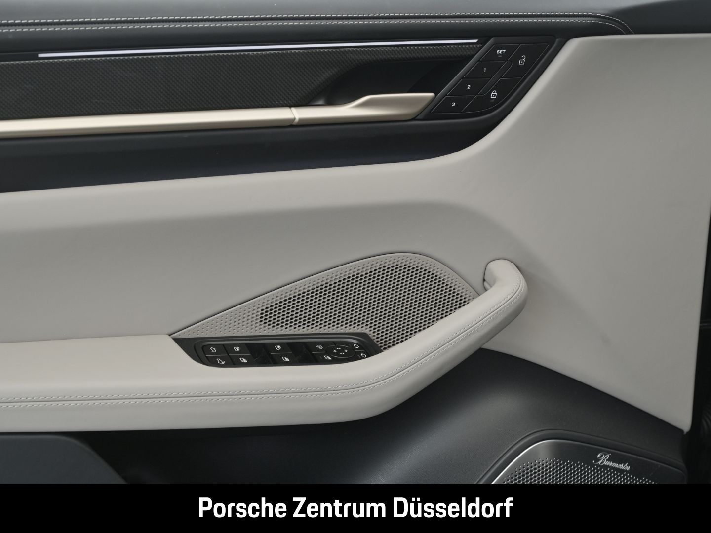 Porsche Macan Turbo Surround-View Burmester LED-Matrix