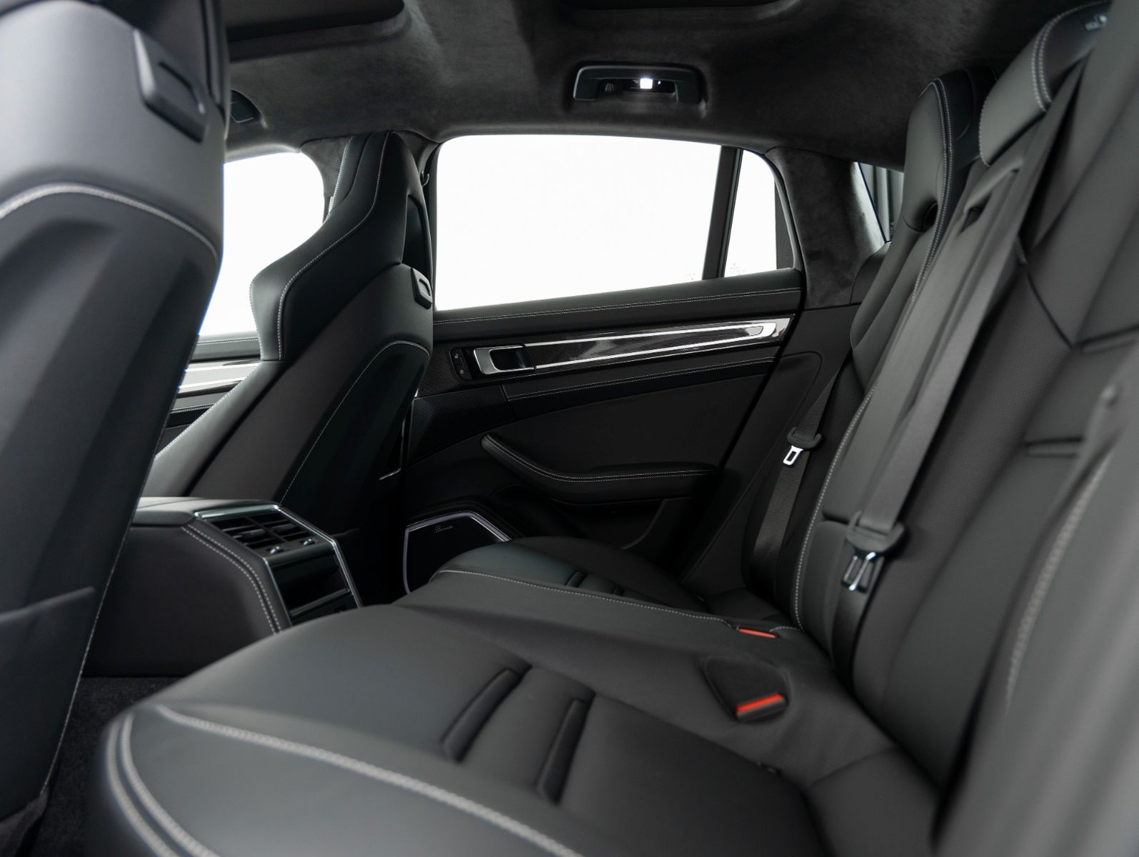 Porsche Panamera Turbo S E-Hybrid - VOLLES AUTO!!!