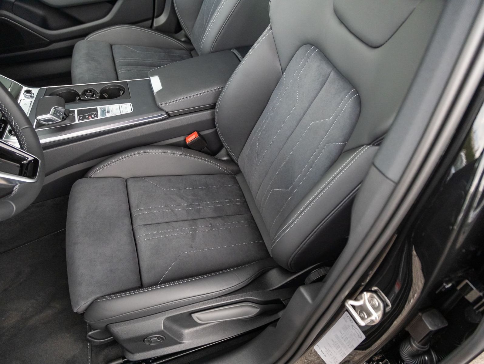 Audi A6 Avant S line 40TDI Stronic - Samsaru's Car Outlet