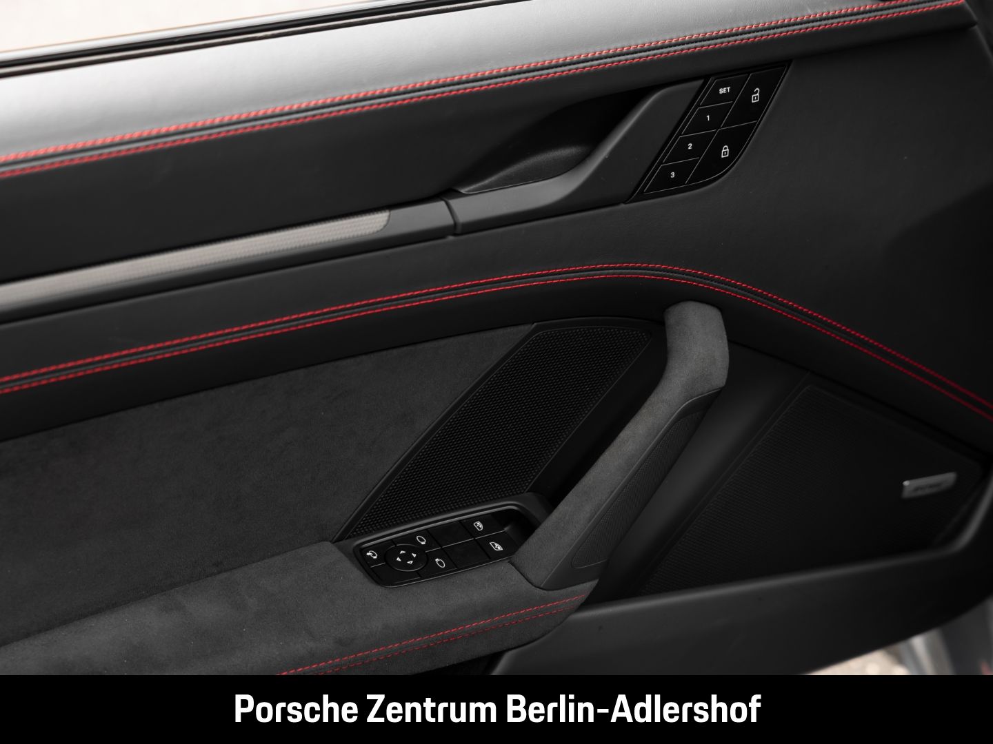 Porsche 992 911 Targa 4 GTS Arktikgrau BOSE HA-Lenkung