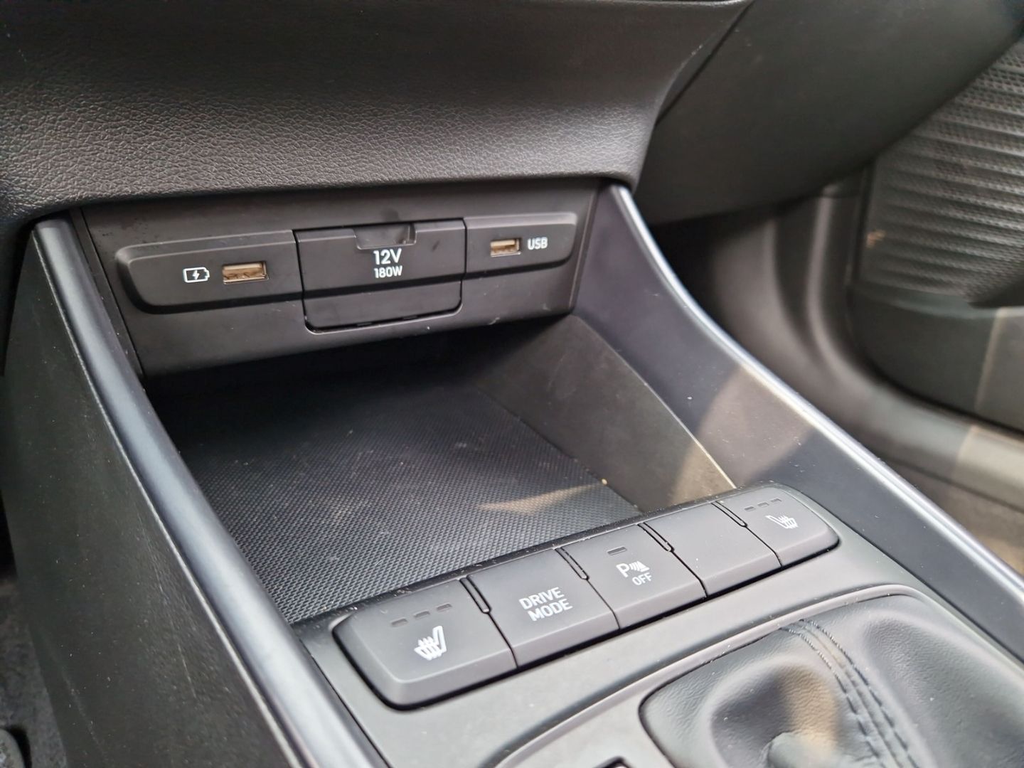Hyundai BAYON Select Mild-Hybrid 2WD - Samsaru's Car Outlet
