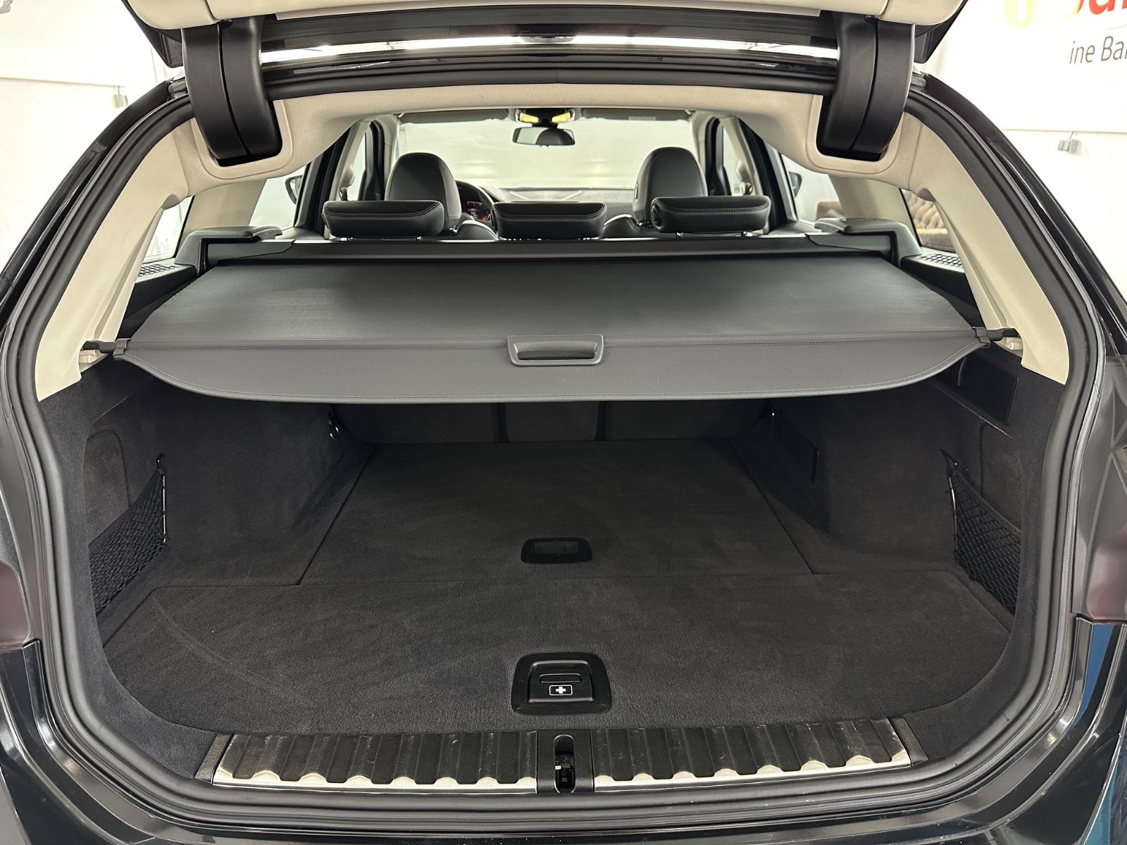 BMW 320 d Touring - Samsaru's Car Outlet