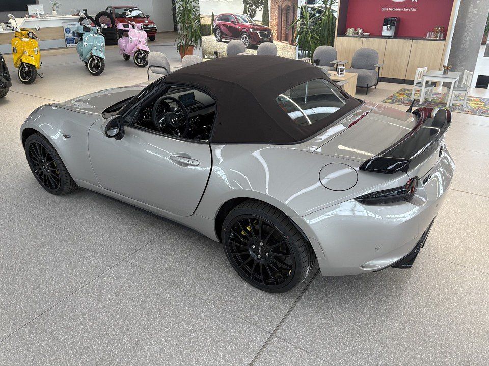 Mazda MX-5 2.0L 184PS KAZARI mit sportlichen Anbauteil