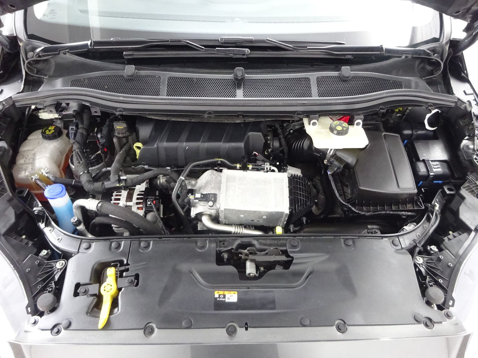 Ford S-Max 2.0 Aut./ACC/LED/Kamera/Winter/PDC/Nav/SHZ
