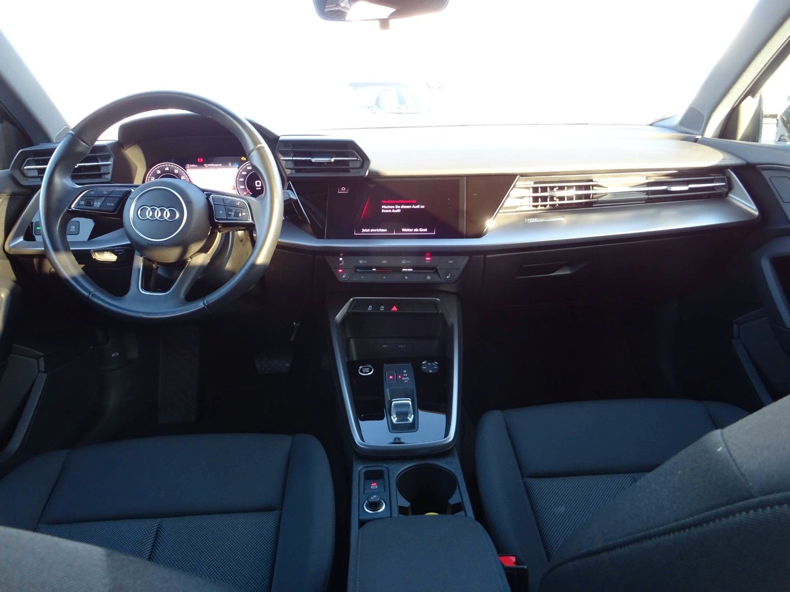 Audi A3 Sportback30TFSI S line NaviLEDSHZ Virtuell