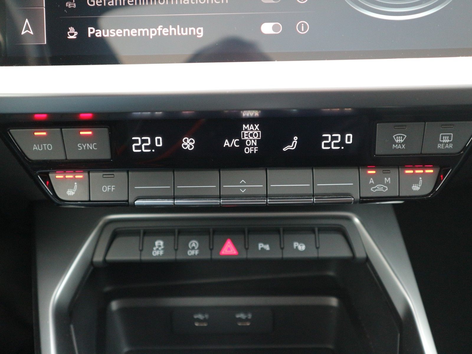 Audi A3 Sportback 30 2,0 TDI S line Matrix Pano VC