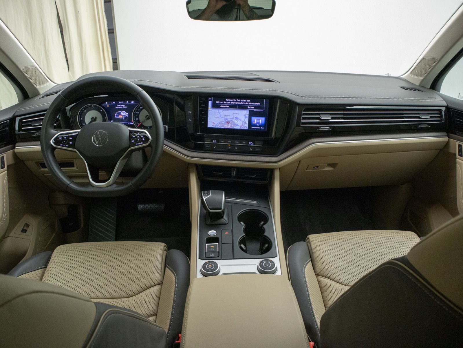 Volkswagen Touareg 3.0 V6 TDI Atmosphere 4M - Samsaru's Car Outlet