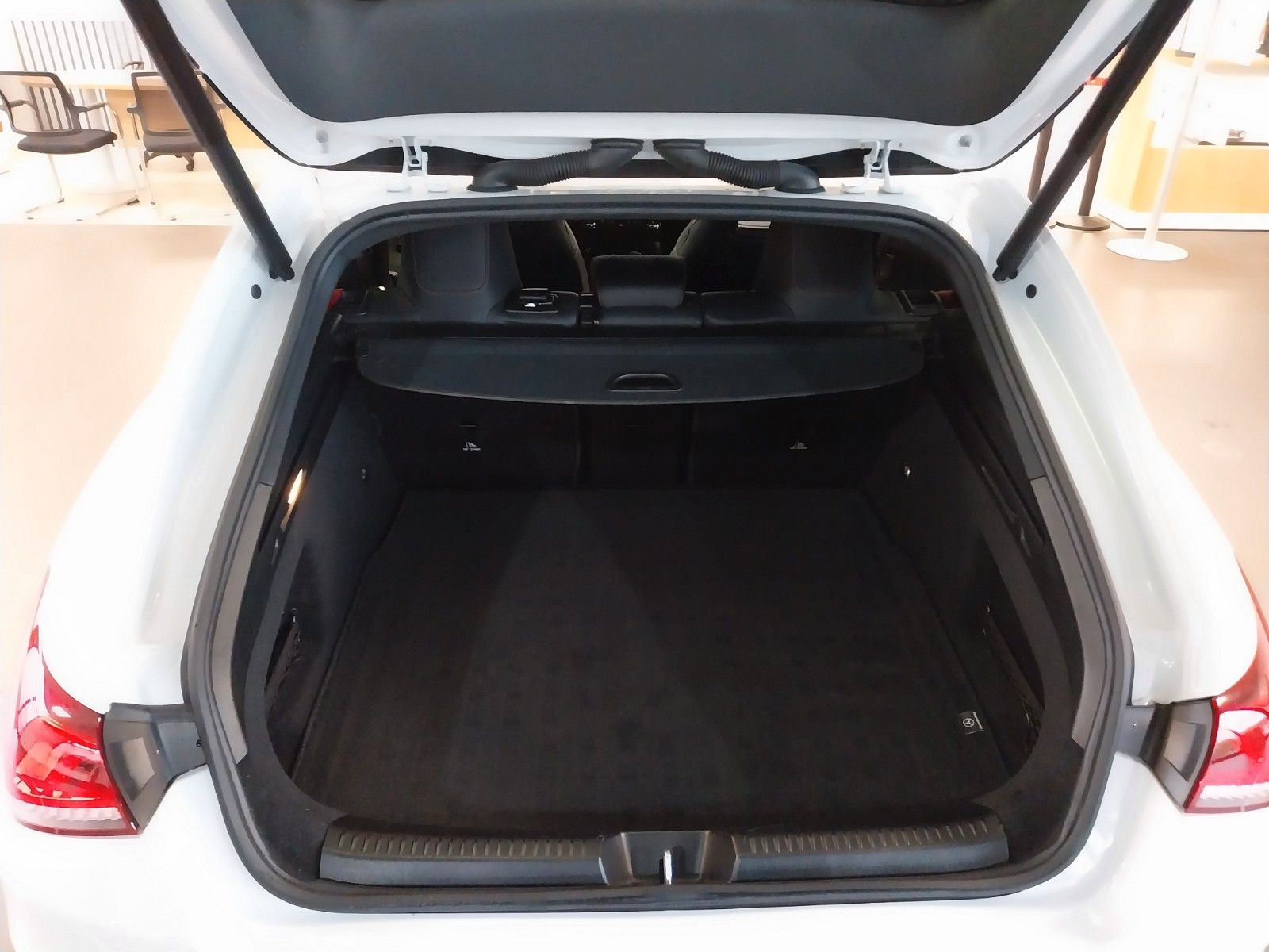 Mercedes-Benz CLA 35 AMG 4Matic - Samsaru's Car Outlet