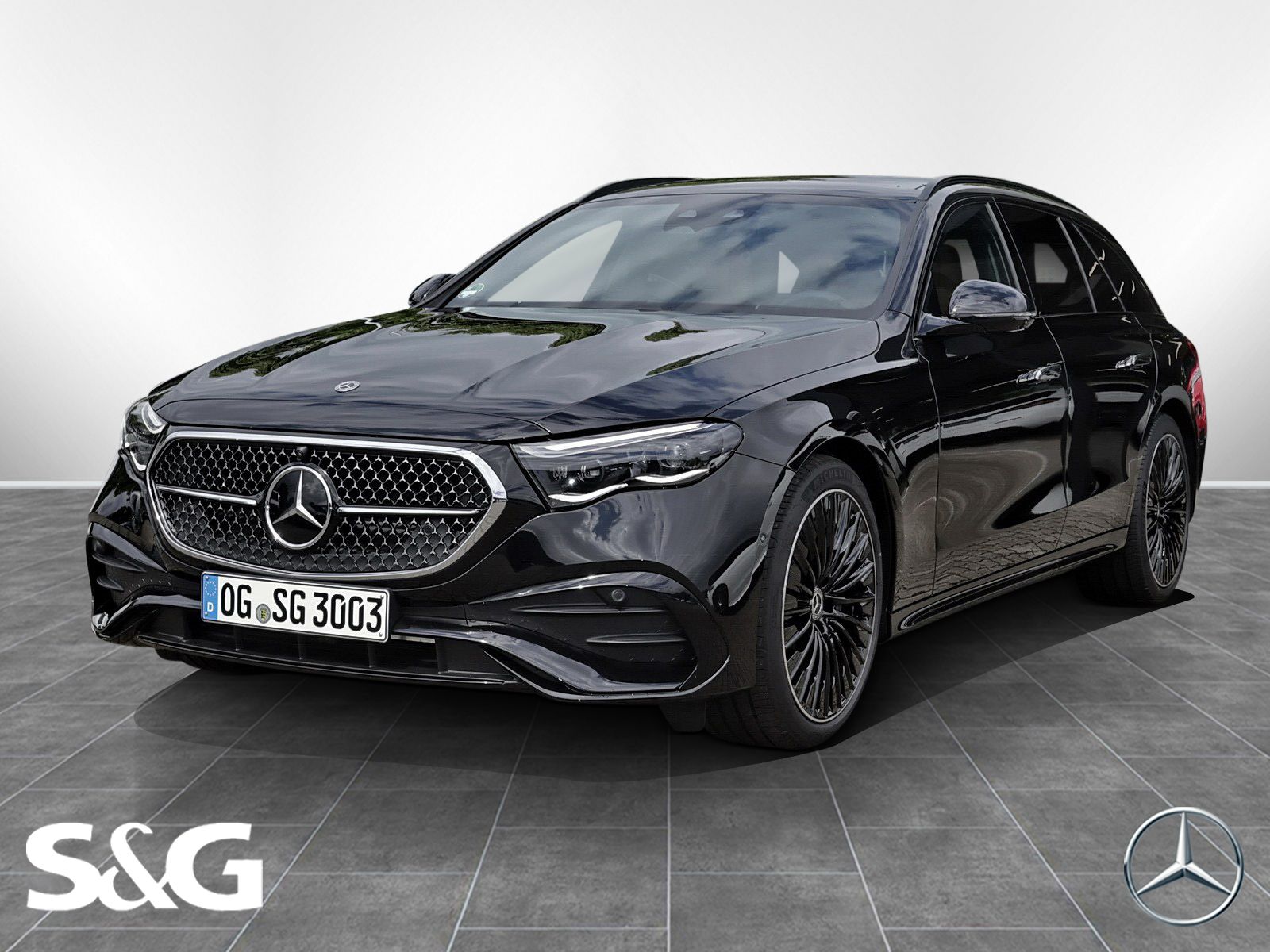 Mercedes-Benz E 450 d 4M T AMG MBUX+DIG-LED+360°+Pano+AHK+SHZ