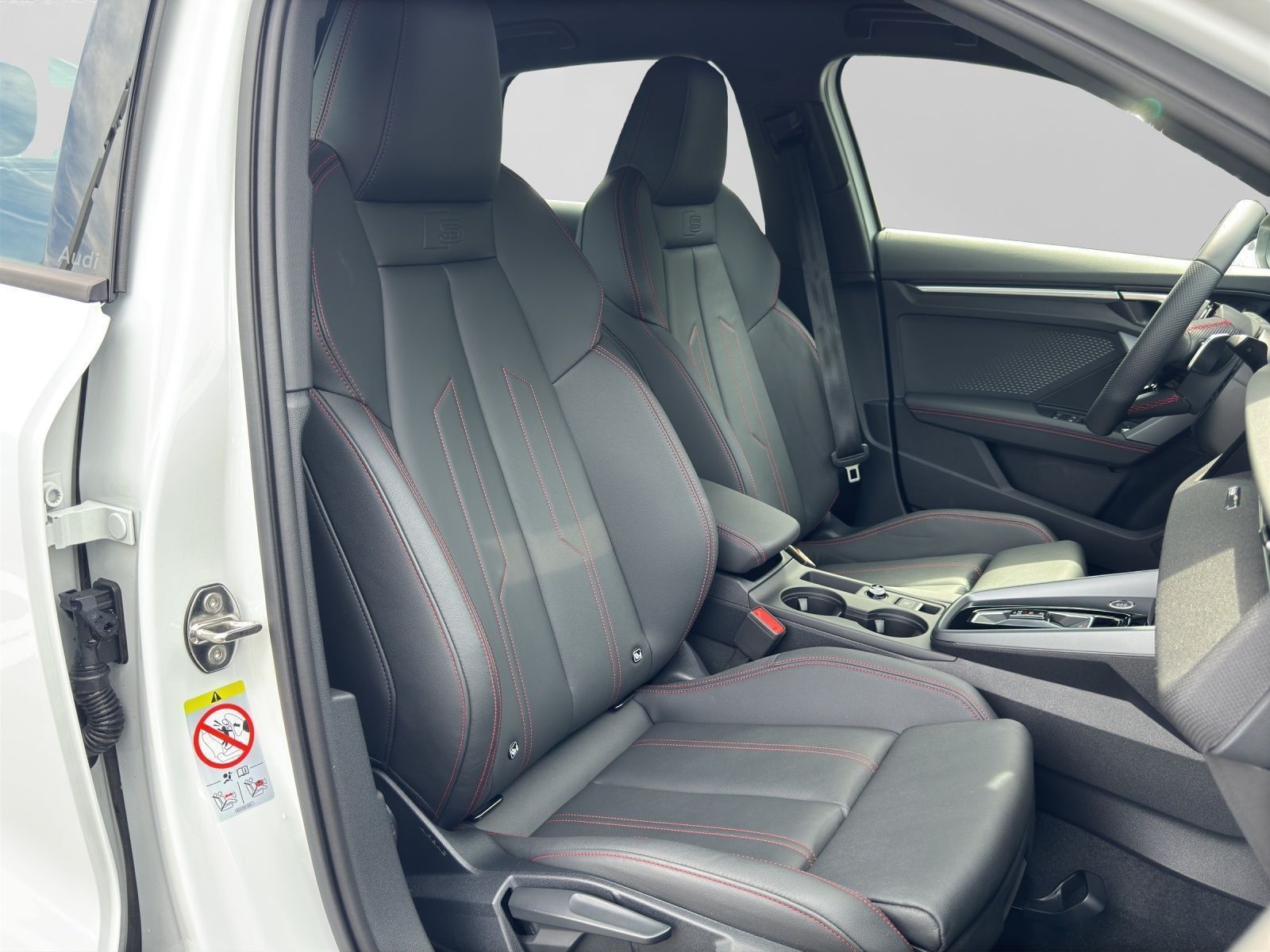 Audi A3 Sportback 40 TFSIe 2x S LINE LEDER SONOS AHK