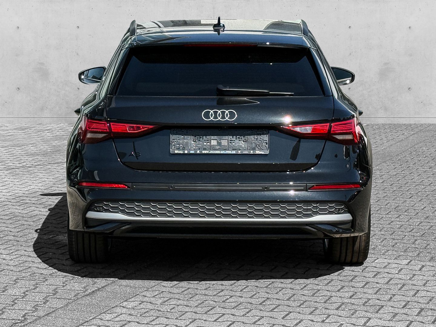 Audi A3 Sportback 35 TFSI advance - Samsaru's Car Outlet