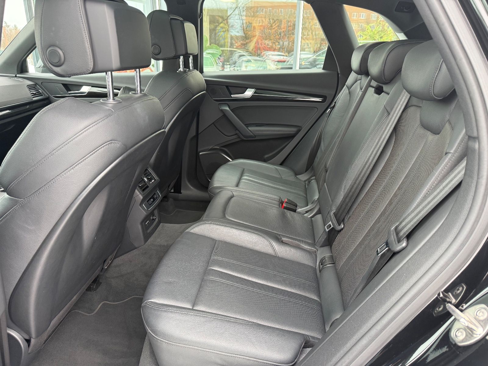 Audi Q5 50 TFSI e quattro S-Line Leder LED Automatik