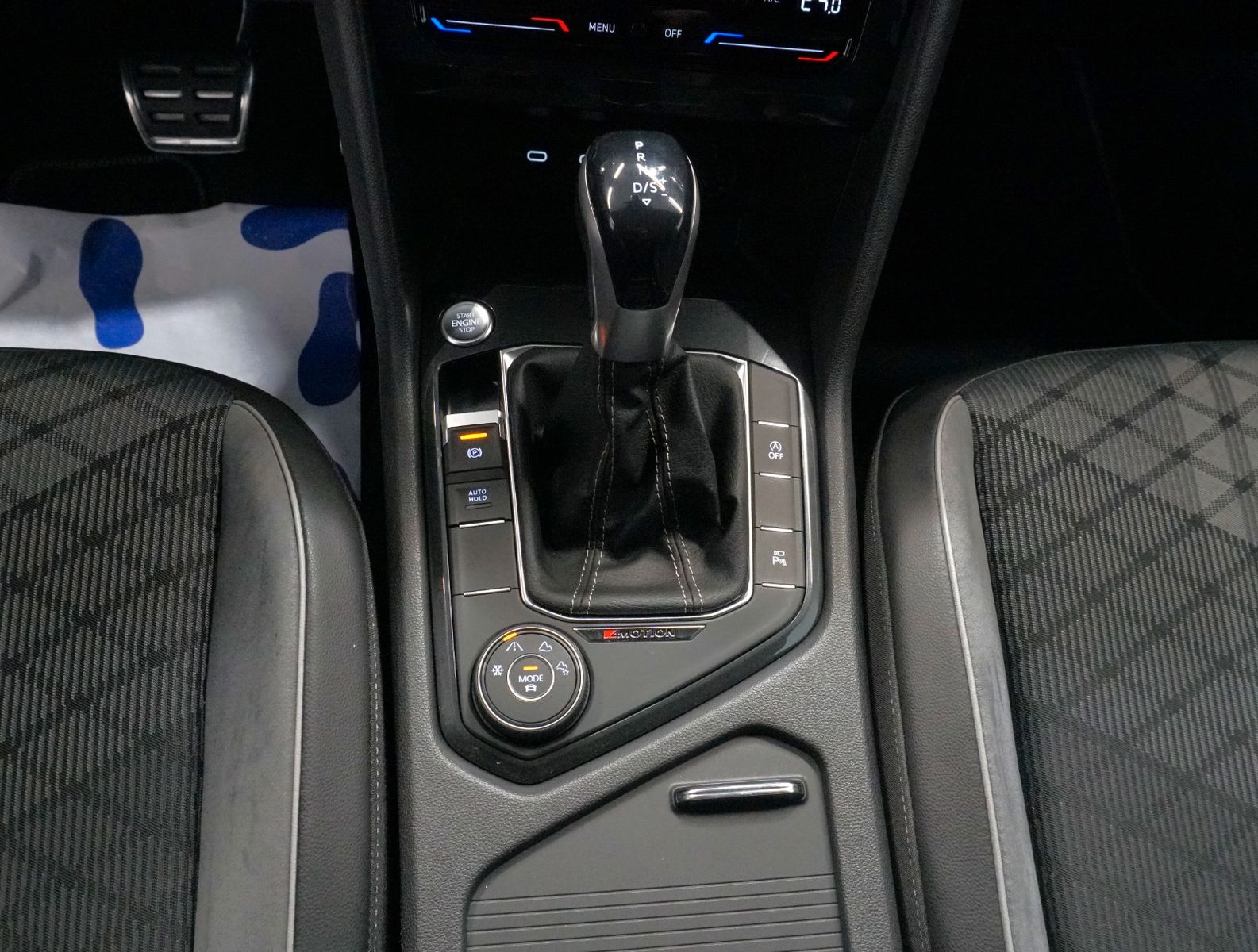 Volkswagen Tiguan R-Line 4Motion 2.0TDI*BlackStyle*IQ.Light