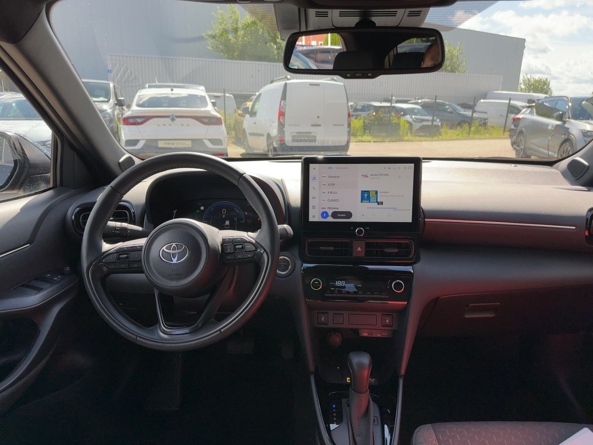 Toyota Yaris Cross 1.5 Hybrid Team D*WINTER-PAKET*KAMER