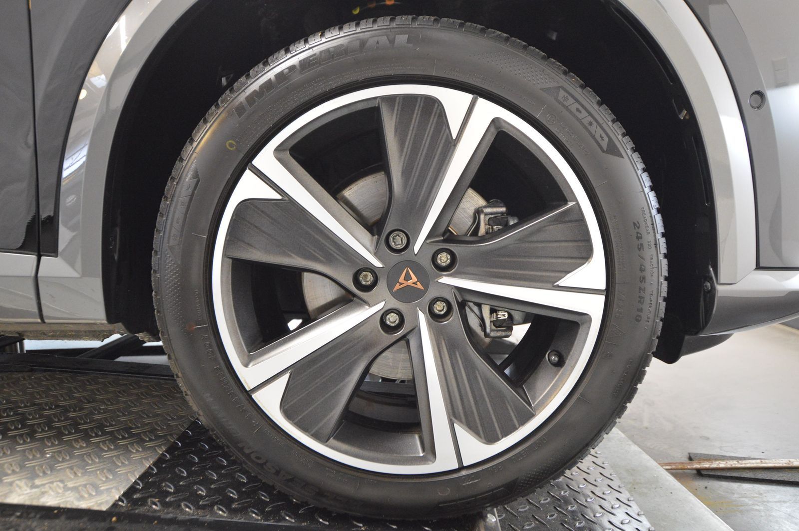 Cupra Formentor 2.0 TDI 4Drive - Samsaru's Car Outlet