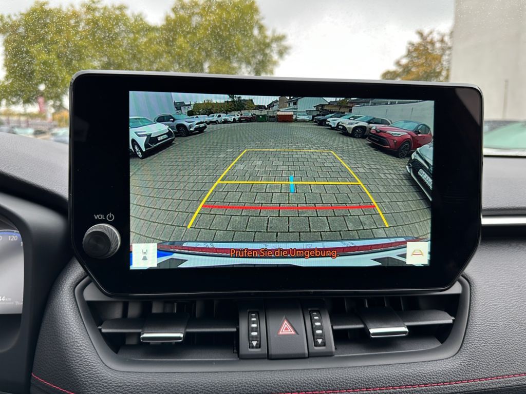 Toyota RAV 4 Plug-in-Hybrid Teamplayer (XA5)
