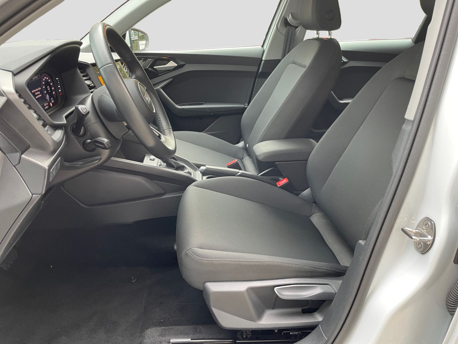 Audi A1 Sportback 25TFSI s-tronic Navi-Vor. Sitzh PDC