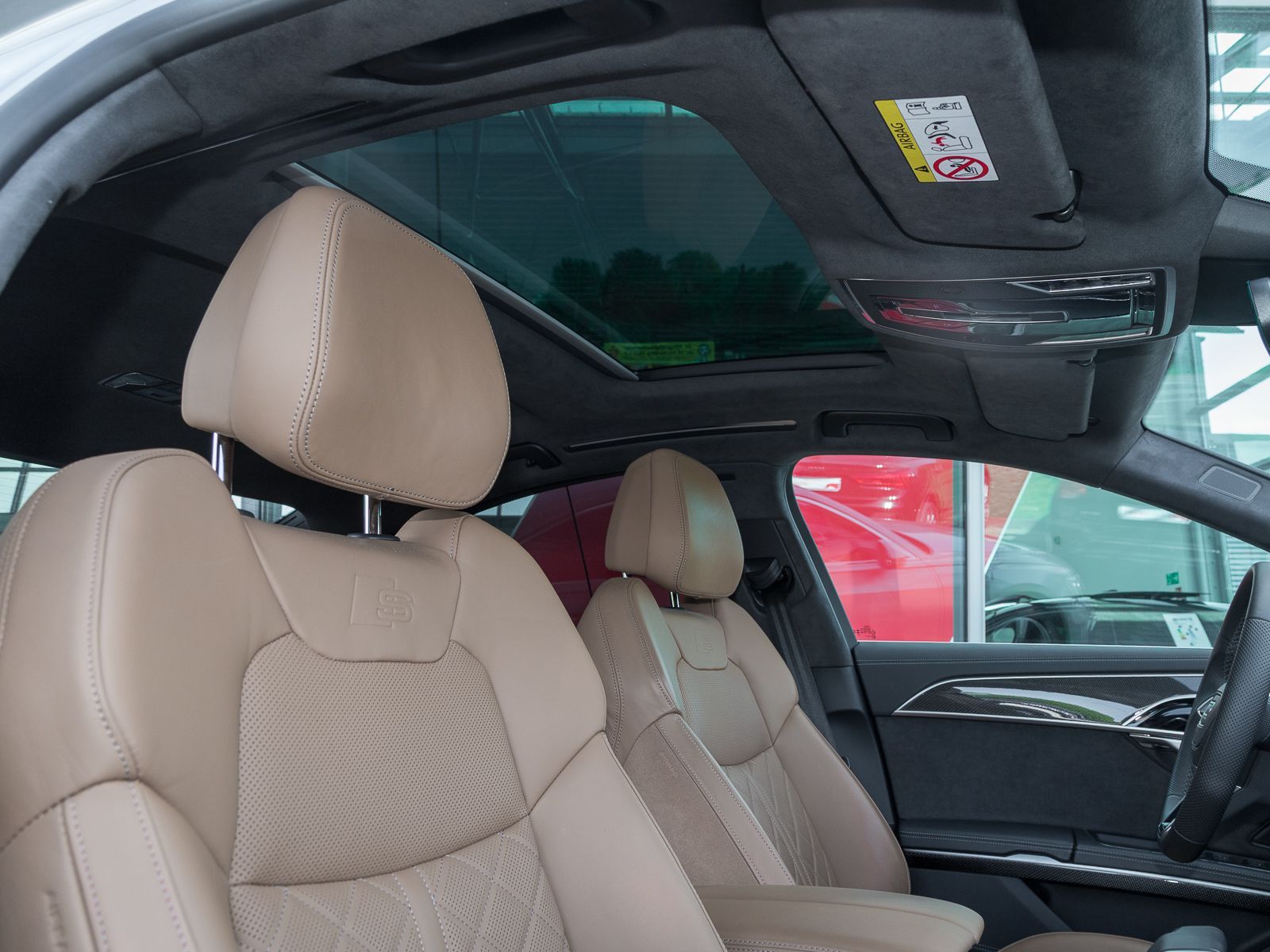 Audi A8 60 TFSIe Q - Samsaru's Car Outlet